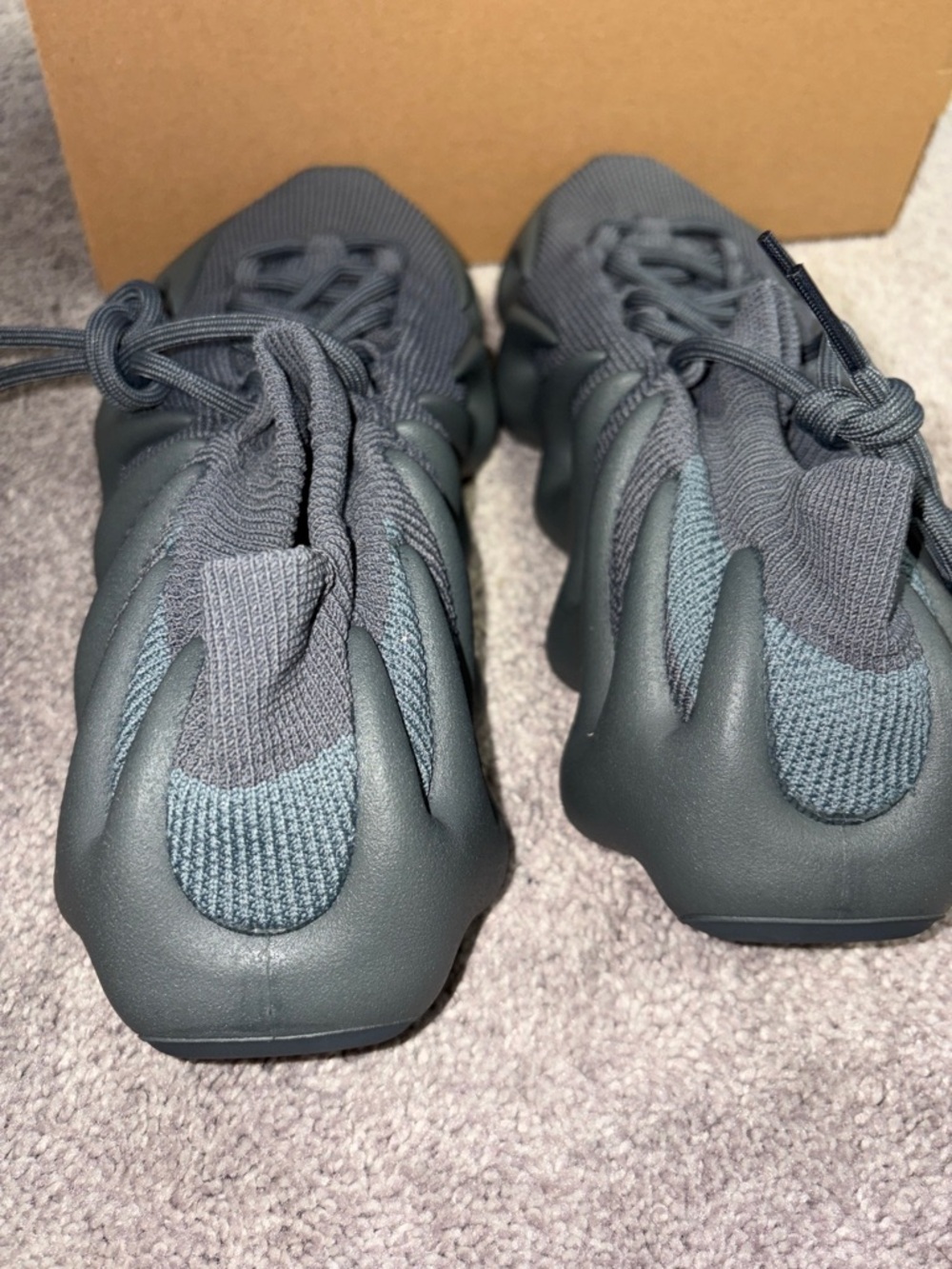 Yeezy 450 - Picture 5 of 7